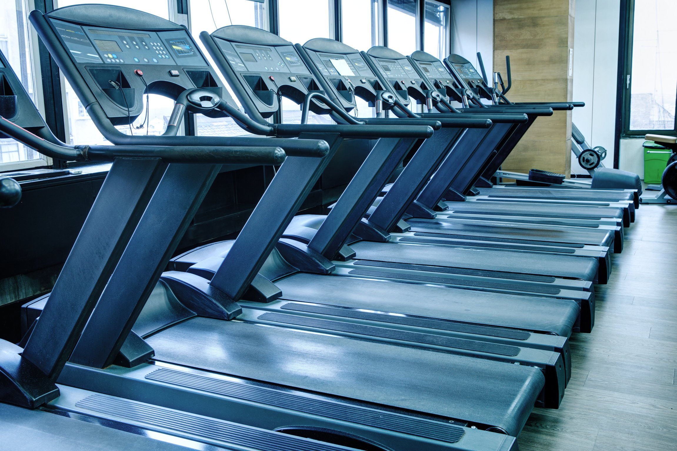 Treadmill running machines